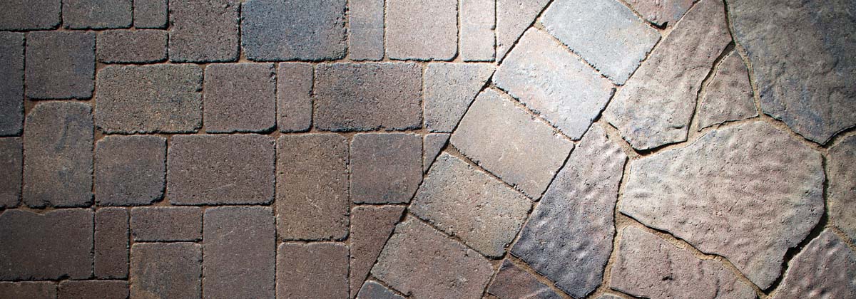 The old pavement looks like new today. Renew it yourself with Tikkurila Patio Kivikuullote!